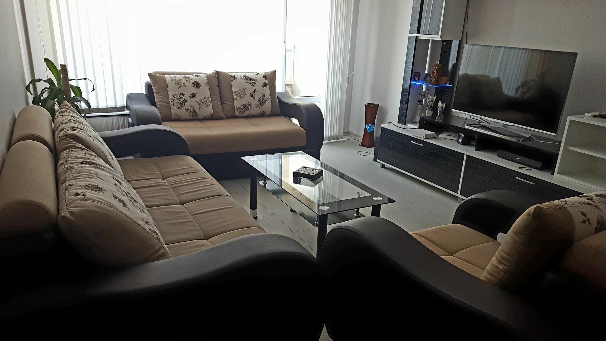 Modern Home Apartment Airport Sofia Exterior photo